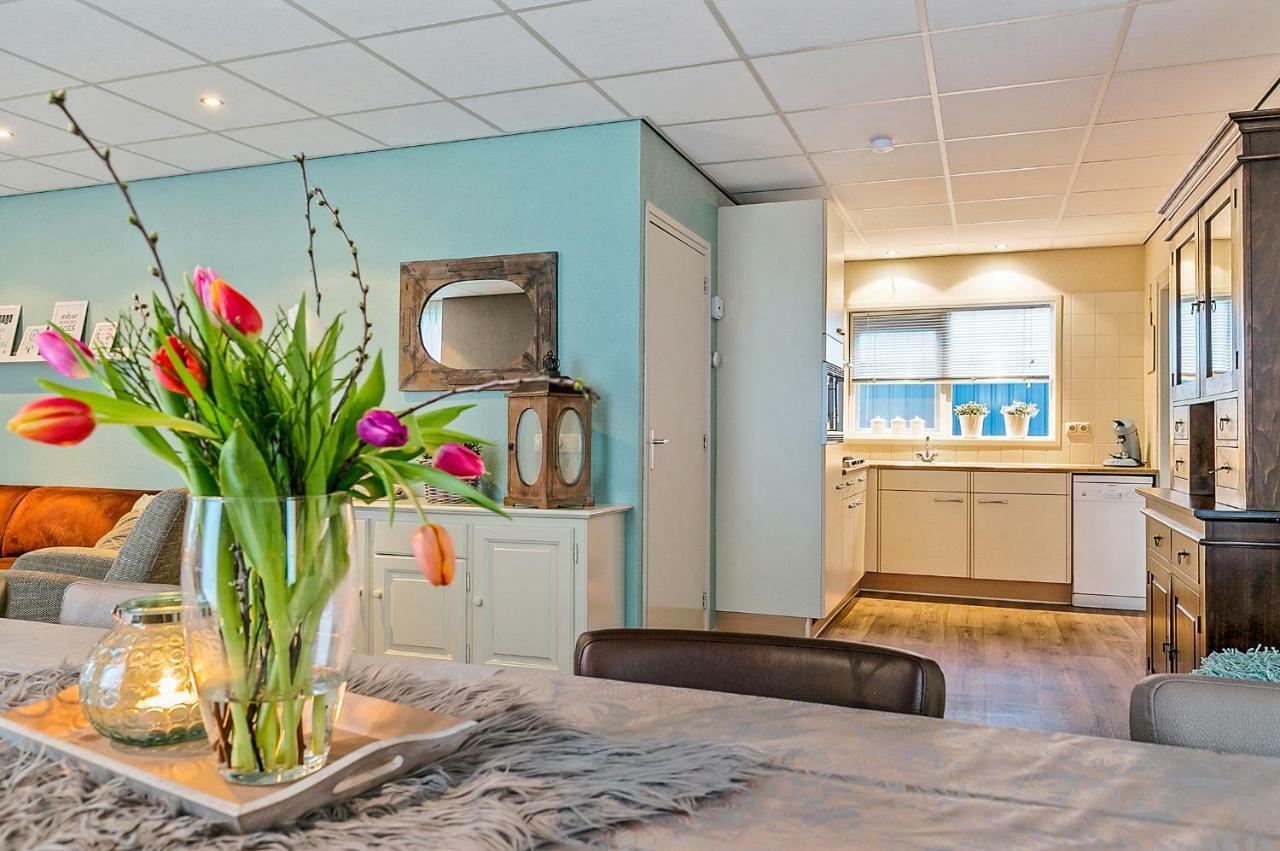 Sfeervol 6 Persoons Appartement - Van Alle Gemakken Voorzien! Bakkeveen Kültér fotó
